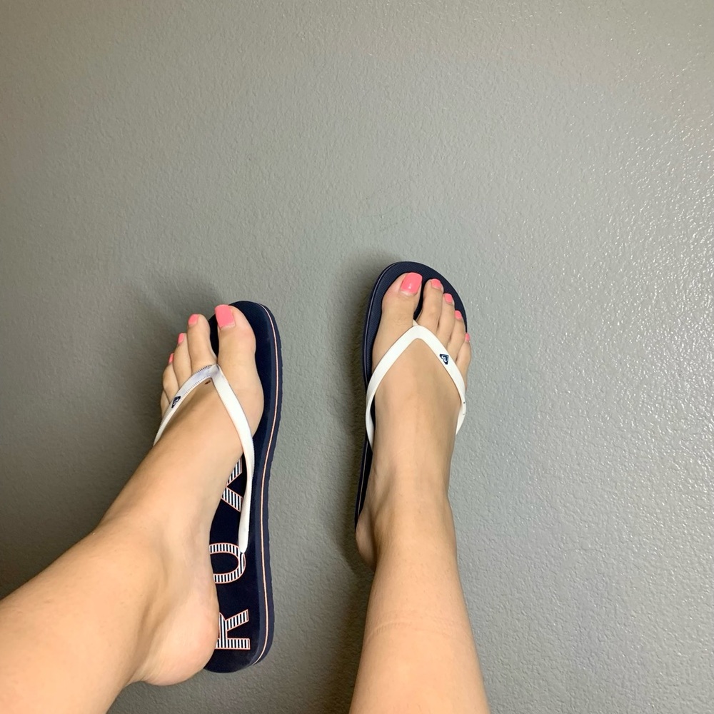 ROXY Never Worn Flip Flops